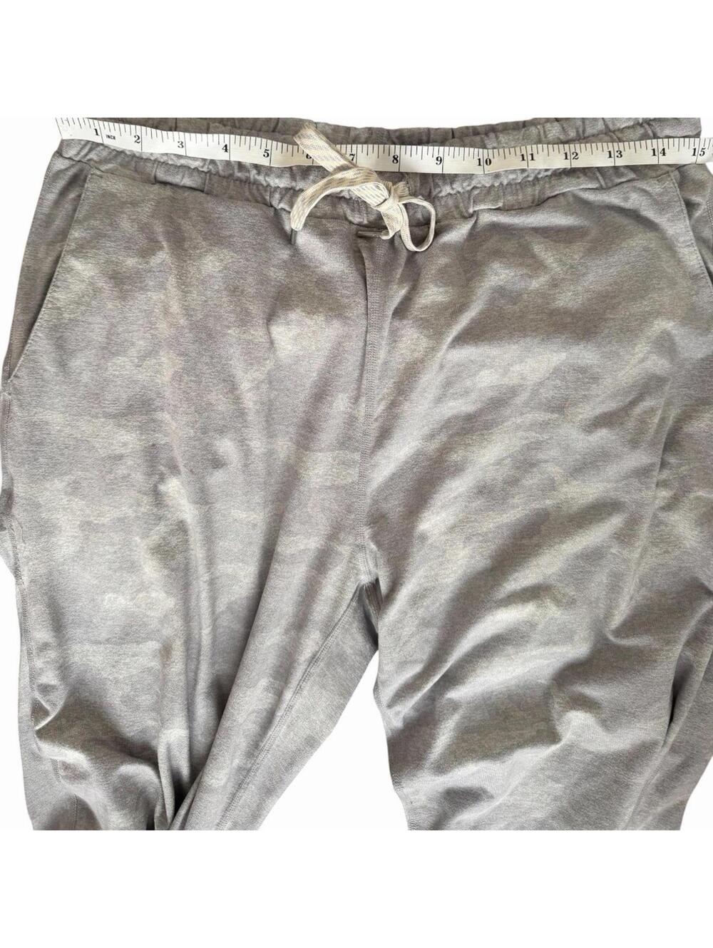 VUORI Performance Joggers Women’s White Pale Heather Camo Stretch Size Medium - Picture 7 of 7